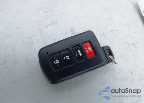 2018 Toyota Corolla Se z USA, uszkodzony, nr VIN 2T1BURHE2JC033946